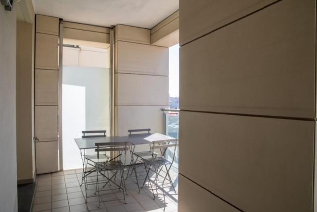 Grande Monolocale Con Parcheggio Interrato Incluso Apartment Genoa Bagian luar foto